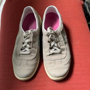 Mephisto Runoff Sneakers, woman’s size 7.5, beige leather and suede.